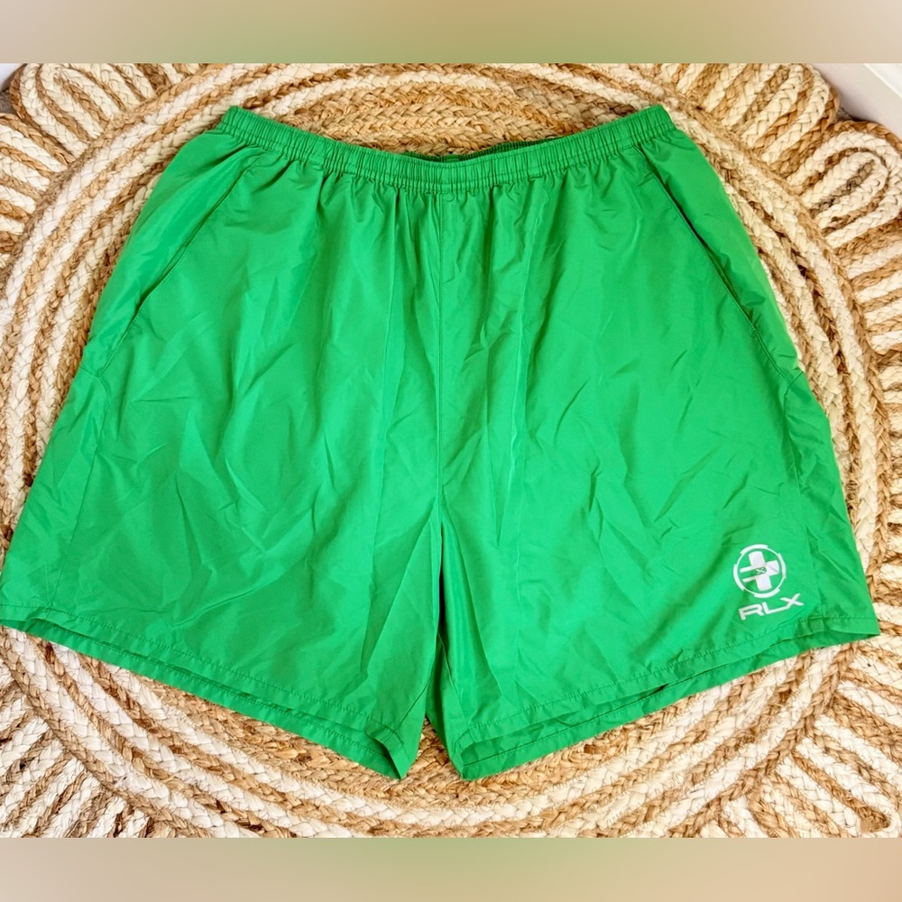 🌾 RLX Ralph Lauren Kelly Green shorts 
LIKE NEW